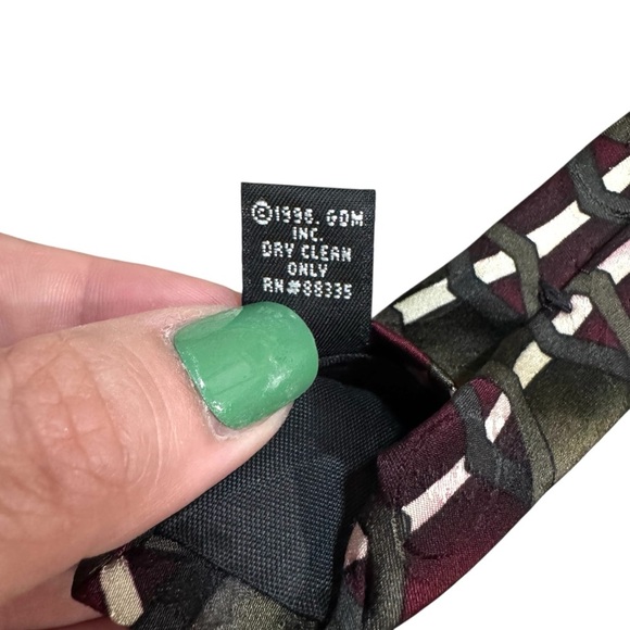 1996 Grateful Dead Wall Of Sound Third Set Tie Red Gray 100% Silk Made in USA - Picture 6 of 9